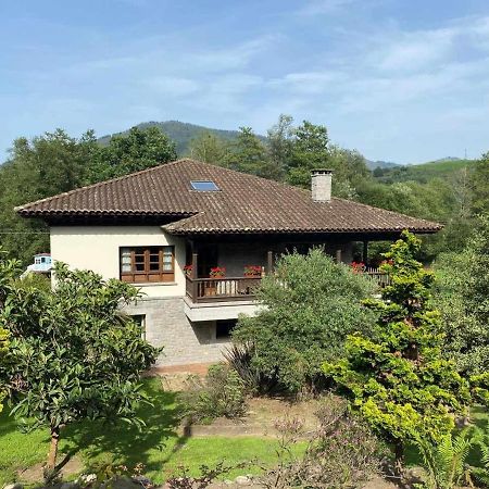 Casa De Los Carpinteros Arriondas Dış mekan fotoğraf