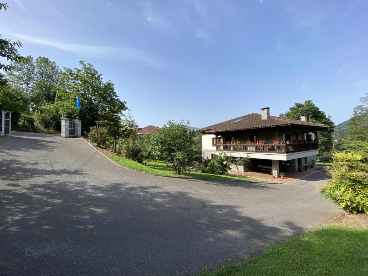 Casa De Los Carpinteros Arriondas Dış mekan fotoğraf