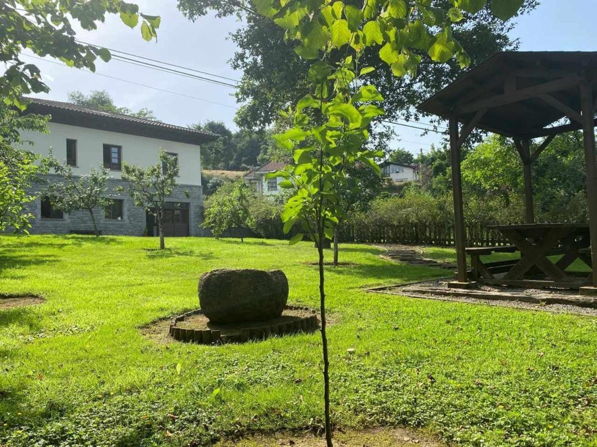 Casa De Los Carpinteros Arriondas Dış mekan fotoğraf